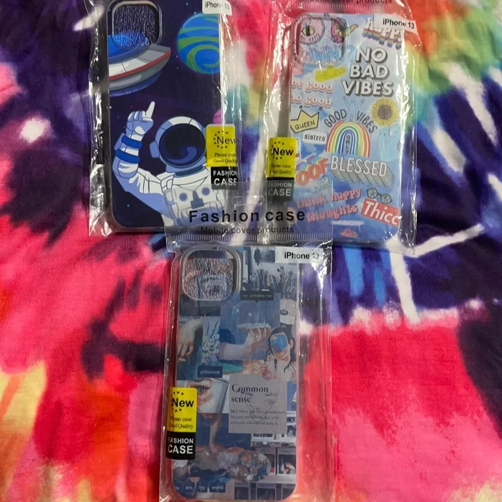 New set/3 graphic phone cases - iPhone 13